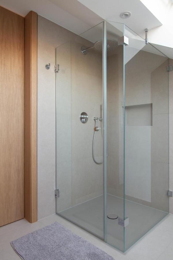 Toploft Serviced Apartments Крайлсхайм Екстериор снимка