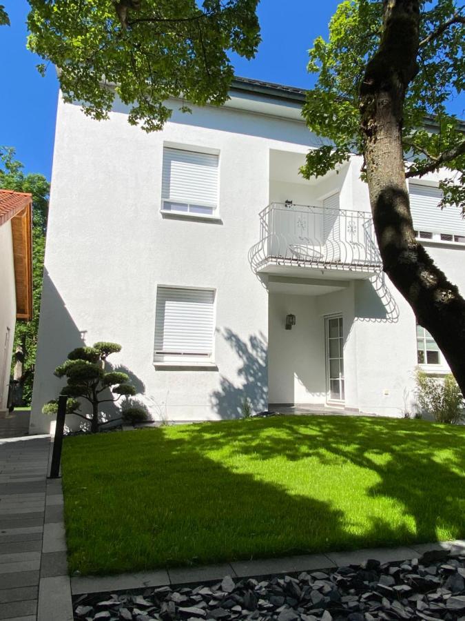 Toploft Serviced Apartments Крайлсхайм Екстериор снимка